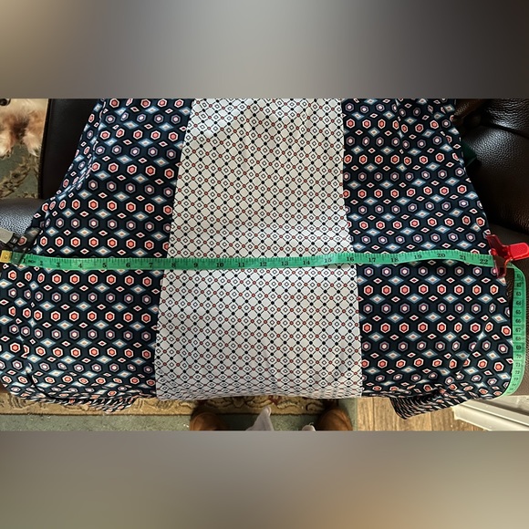 Sleeveless color-block dress - Picture 11 of 12